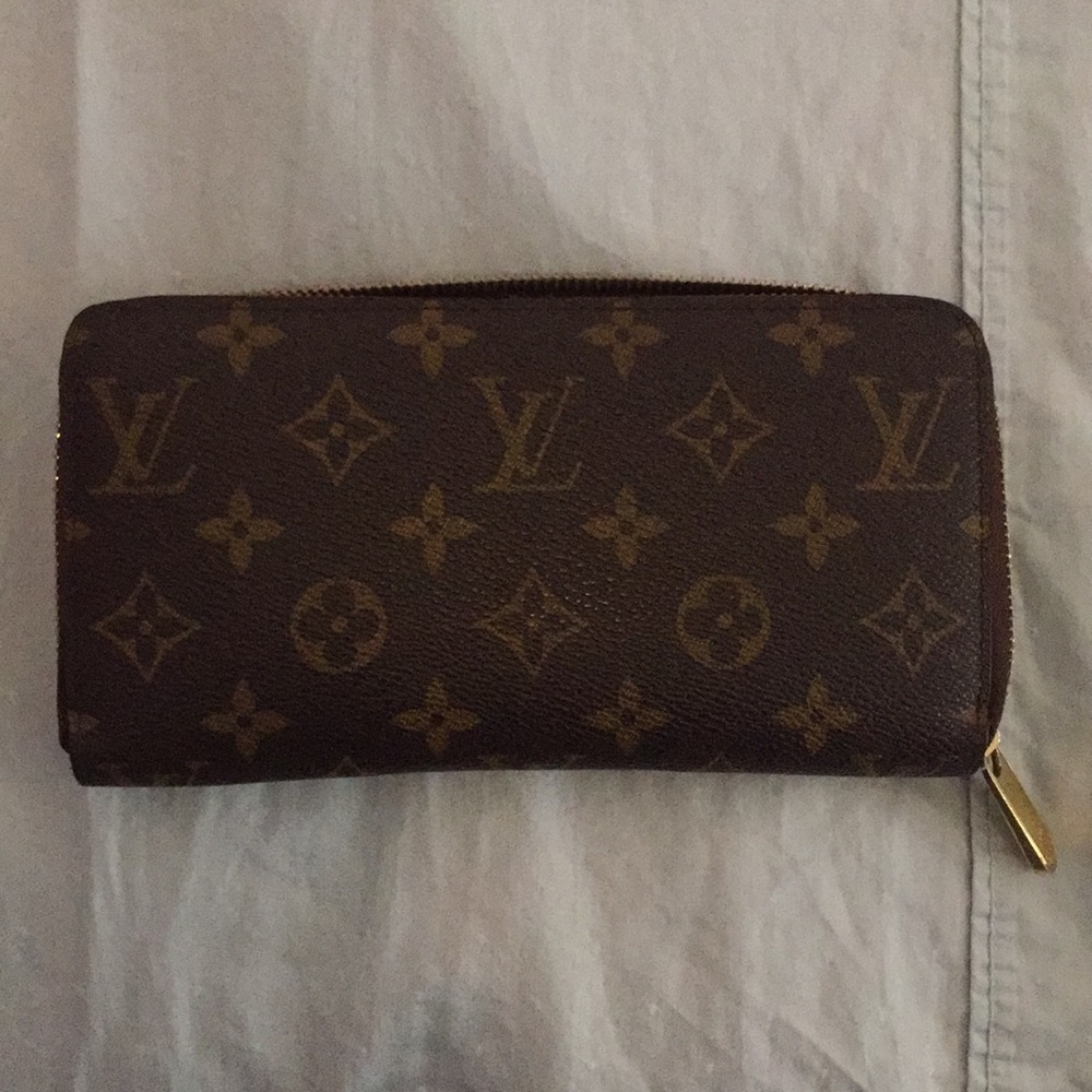Louis Vuitton Monogramed Classic Zipper Wallet